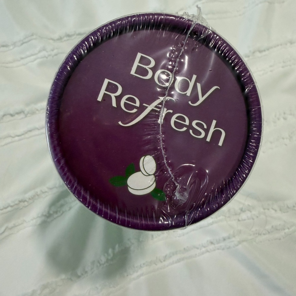 Refresh Aromatic Purple and Green Shower Steamers - Picture 3 of 3